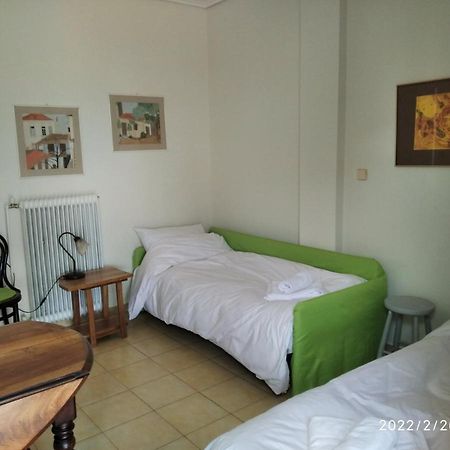 La Casita Apartment เอเธนส์ ภายนอก รูปภาพ