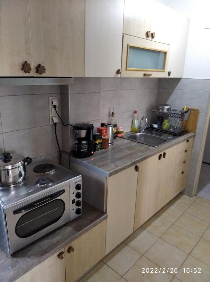La Casita Apartment เอเธนส์ ภายนอก รูปภาพ