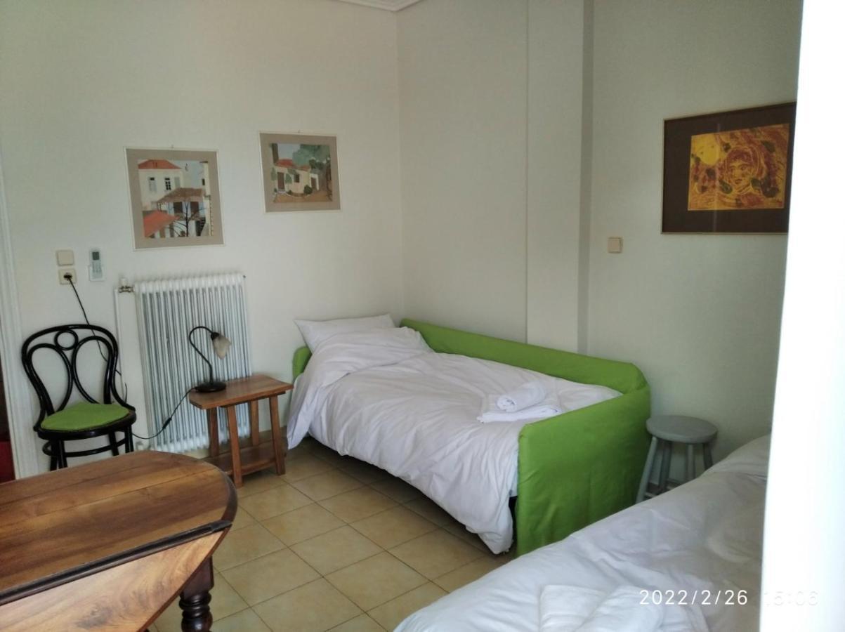 La Casita Apartment เอเธนส์ ภายนอก รูปภาพ